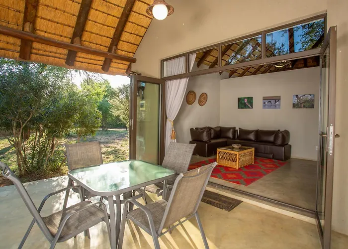 Kubu Bush Lodge