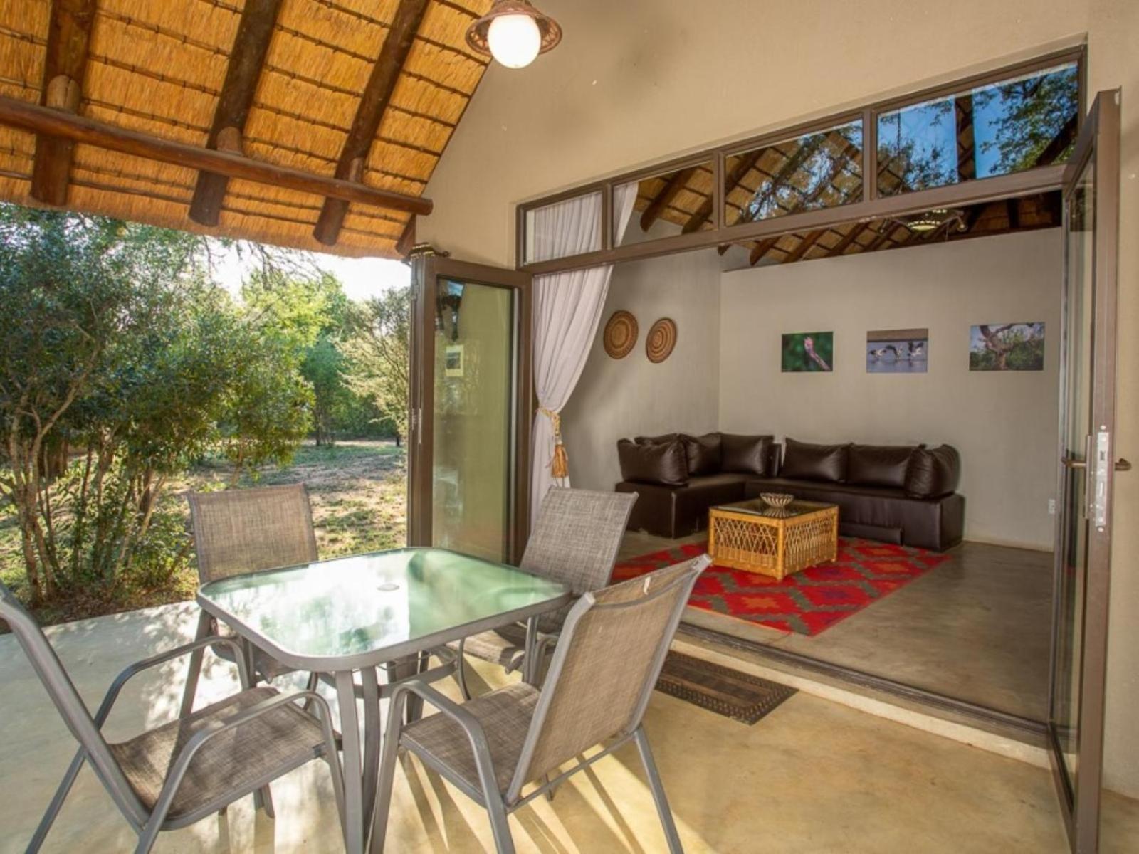 Lodge Kubu Bush *